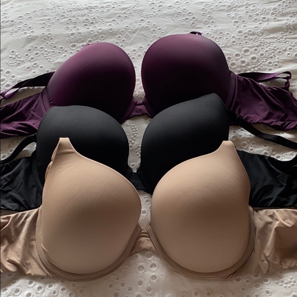 3 Victoria Secret T-shirt push up bras.